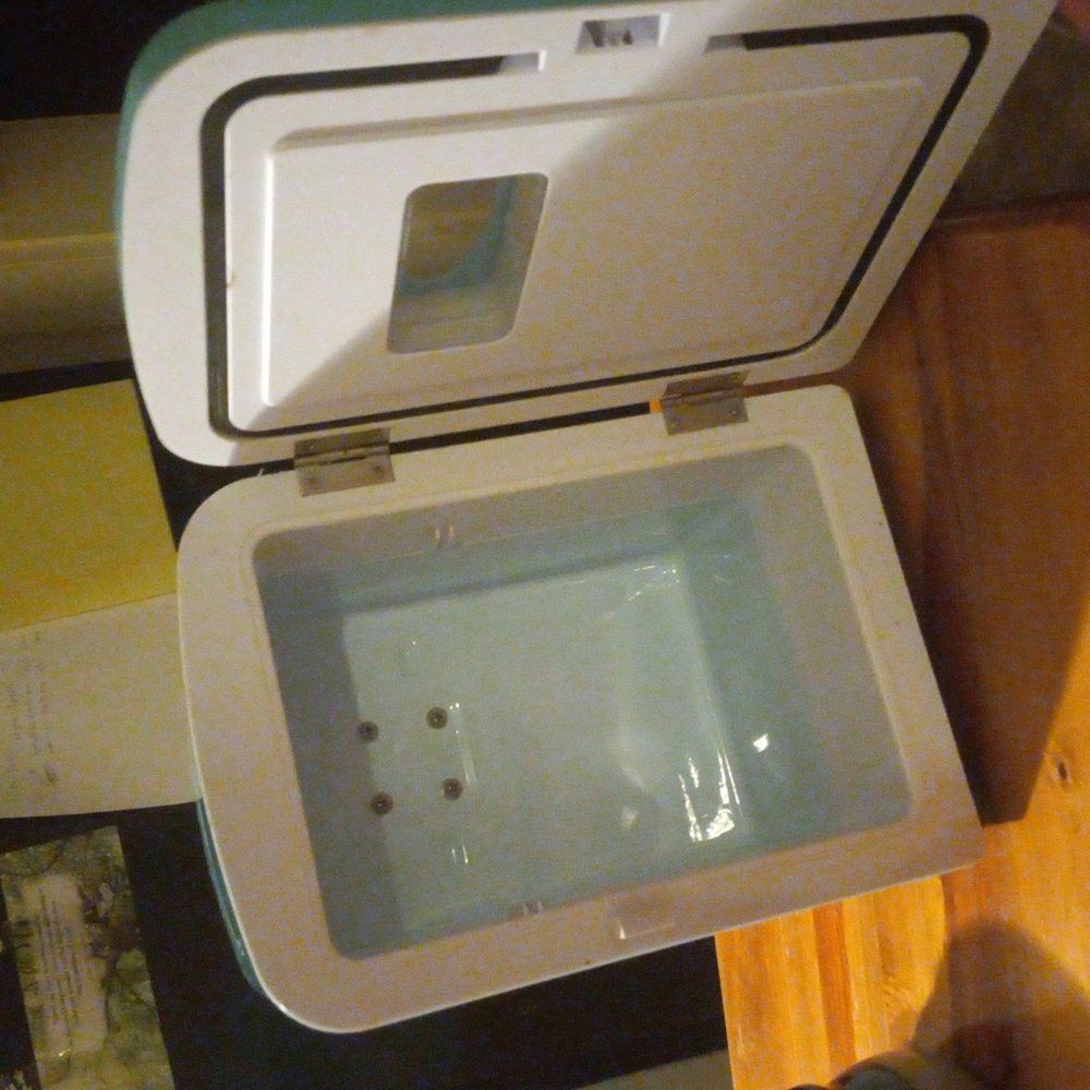 Frigidaire mini - Picture 3 of 3